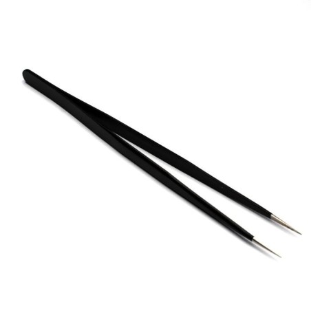 Tweezers