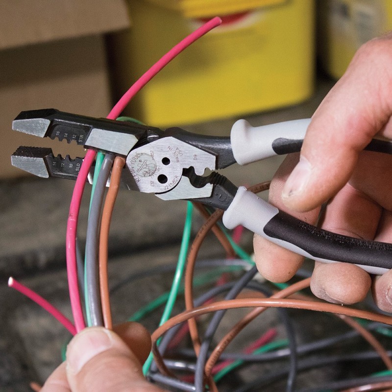 Pinzas híbridas con ponchadora Klein Tools
